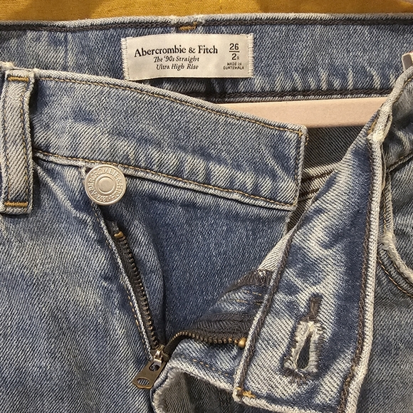 Abercrombie & Fitch High Rise Blue Jeans - Picture 6 of 6